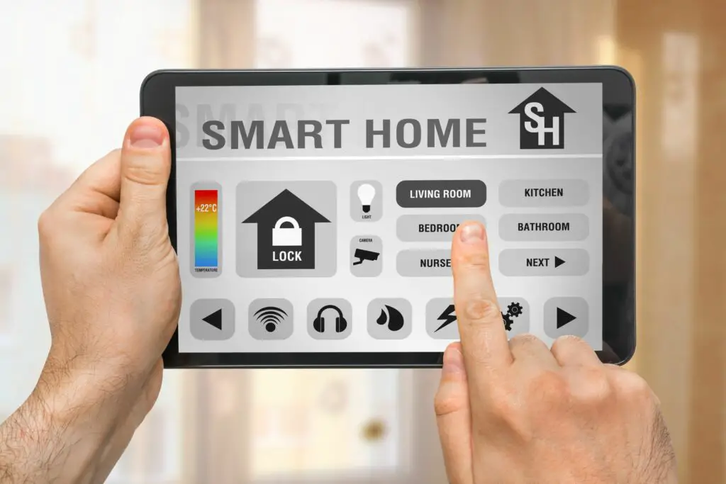 The downsides of smart home technology for seniors include its complexity, privacy concerns, and the potential high cost of setup and maintenance.