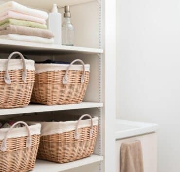 Clever Ideas for Storing Towels in a Small Bathroom - The Home Atlas