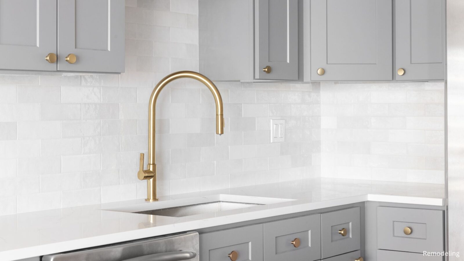 Champagne Bronze Kitchen Faucet - The Home Atlas